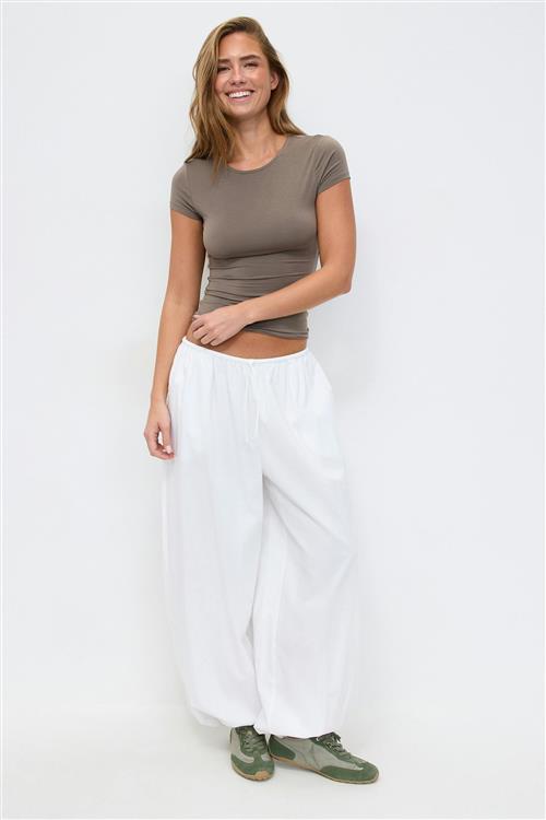 Gina Tricot - Slim fit top - t-shirts - Beige - XS - Dame