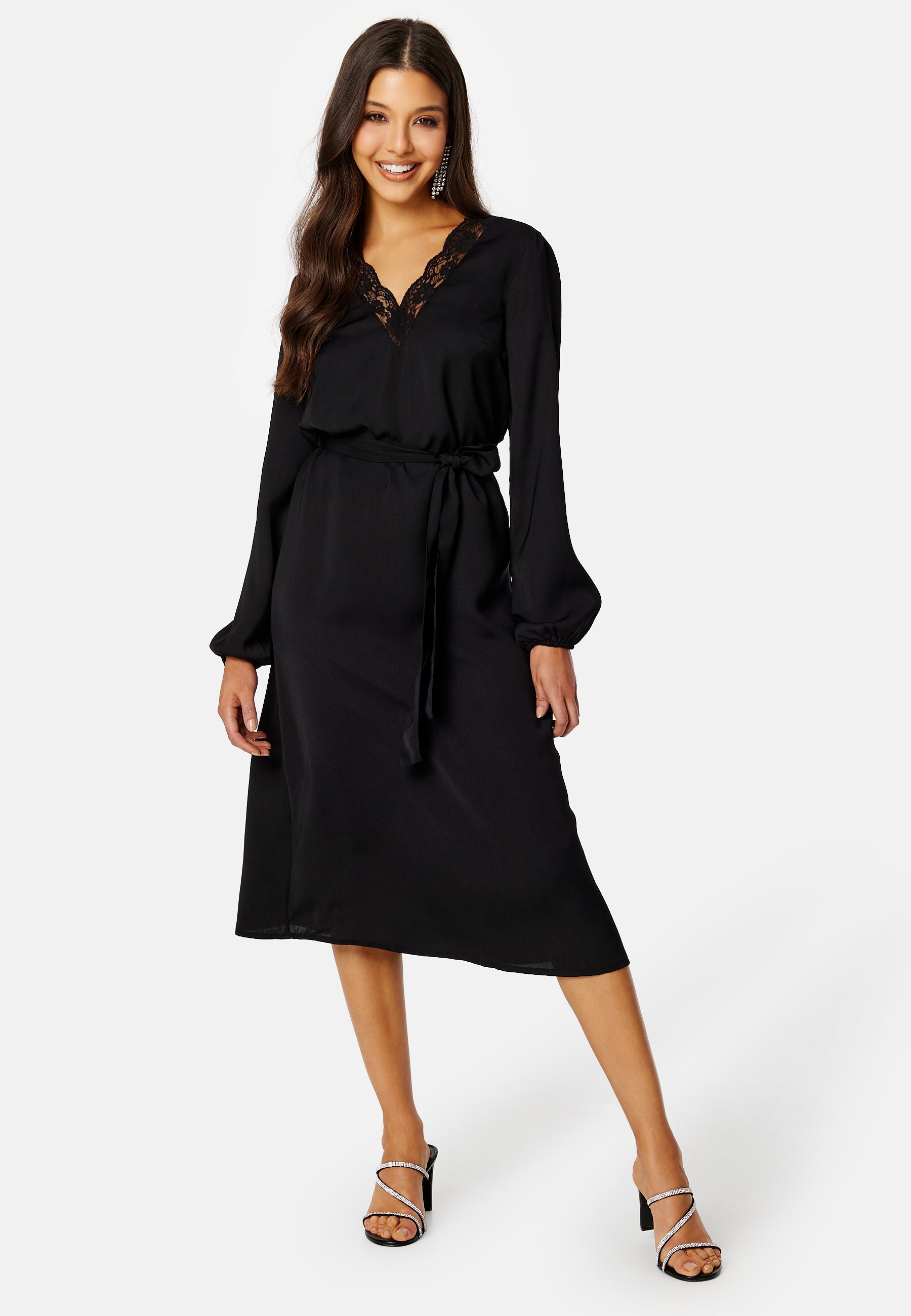 BUBBLEROOM Vallie midi lace dress