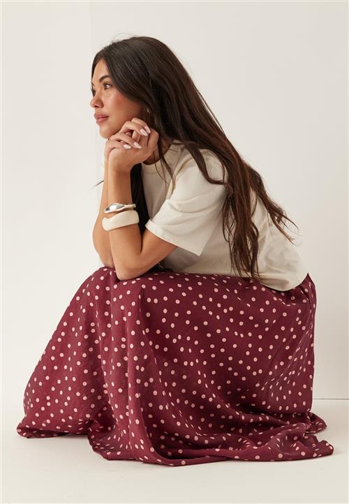 Happy Holly Midi Skirt