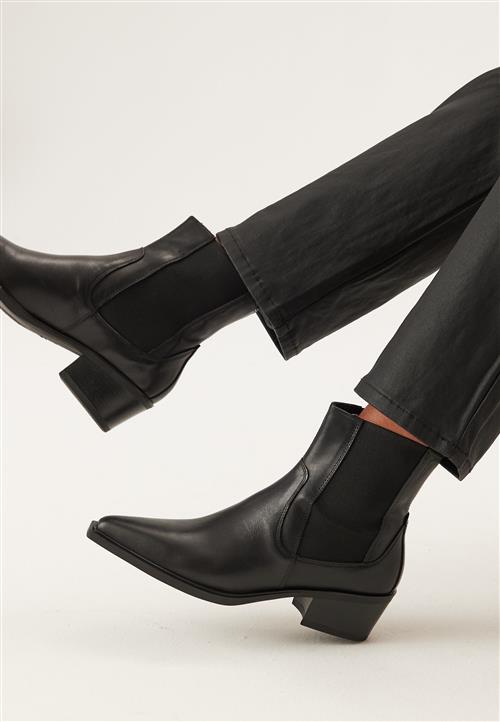 Vagabond Shoemakers Kelsey Heel Classic Leather Boots