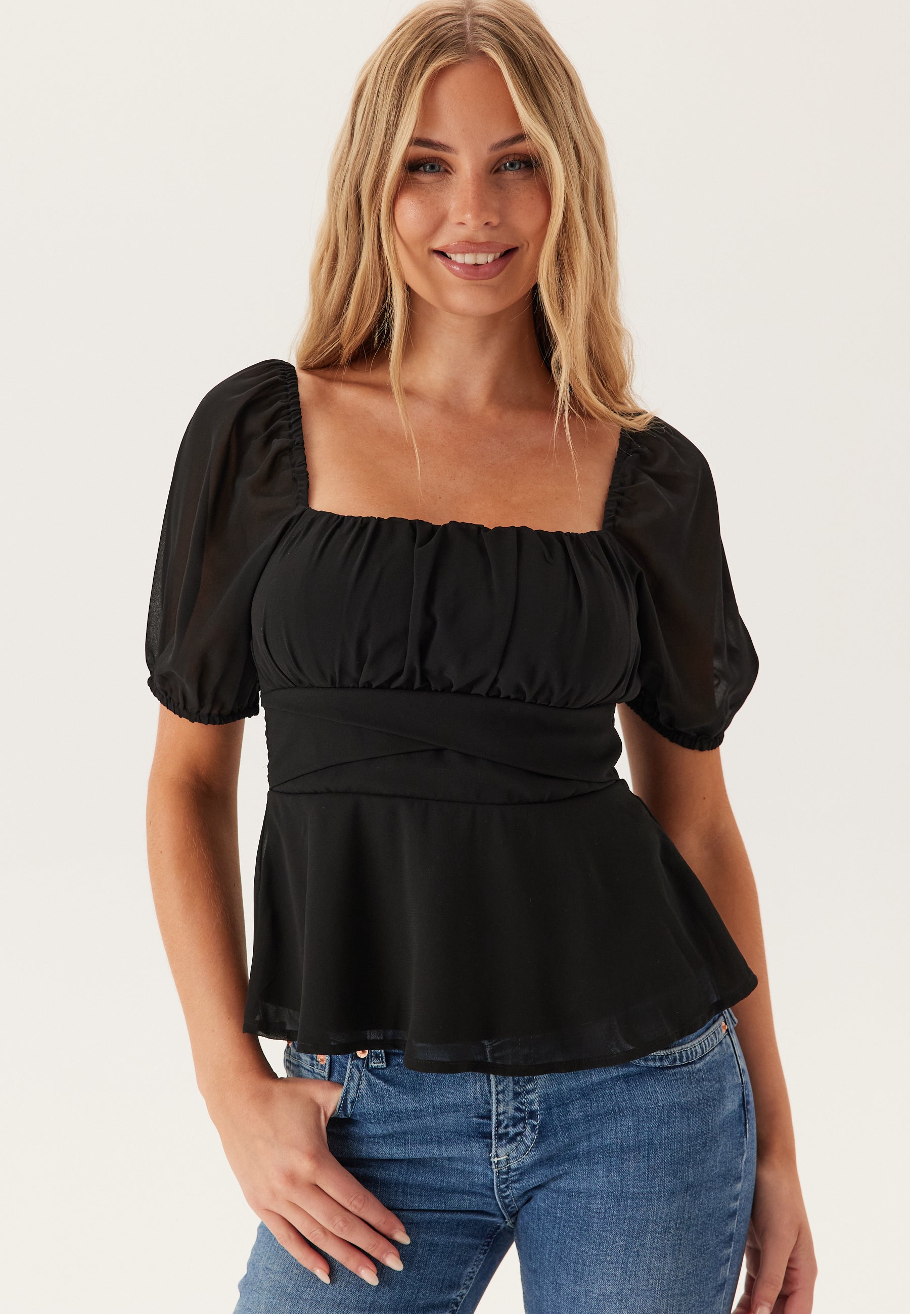 BUBBLEROOM Square Neck S/S Georgette Blouse
