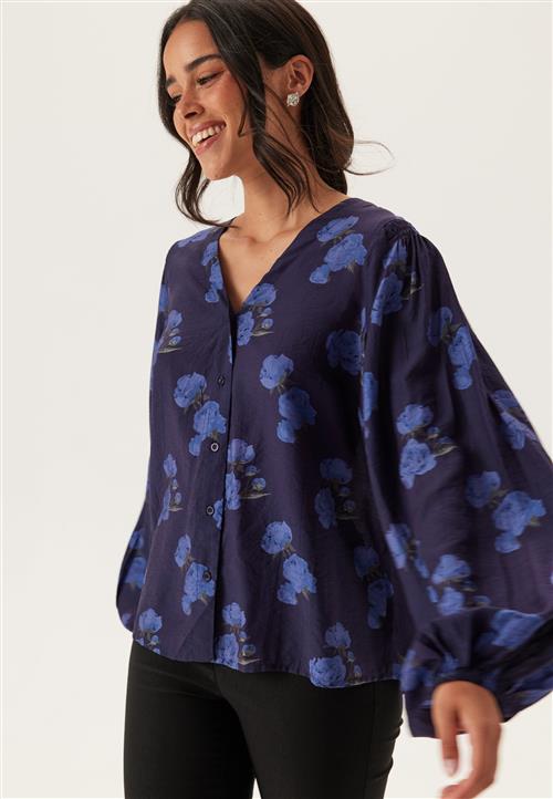 Happy Holly Balloon Sleeve Blouse