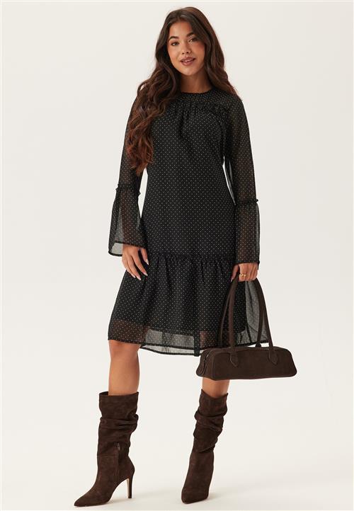 Happy Holly Flounce Sleeve Dress
