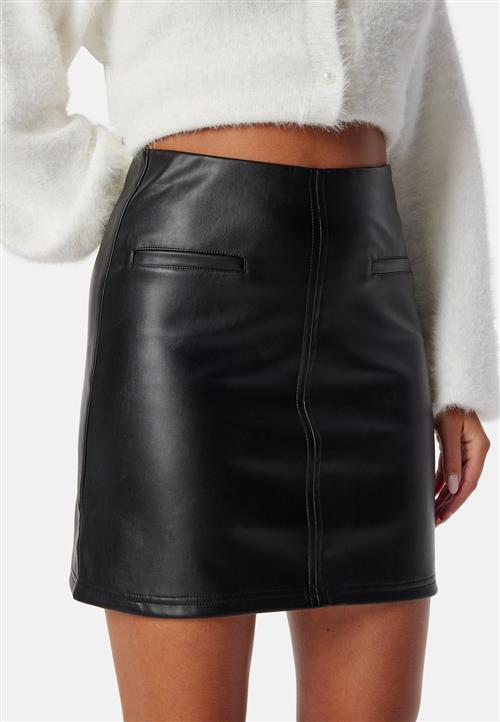 BUBBLEROOM Short PU Skirt