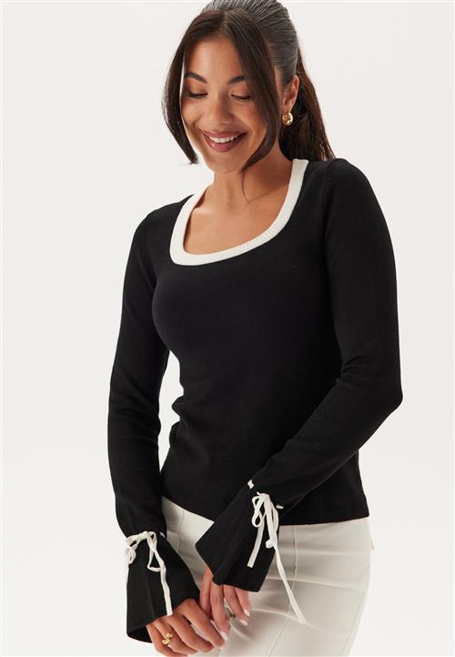 Happy Holly Knitted Bow