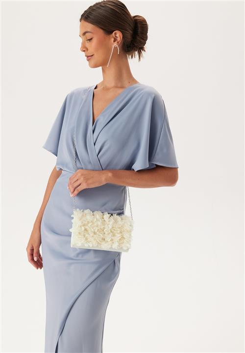 BUBBLEROOM 3D Floral Clutch