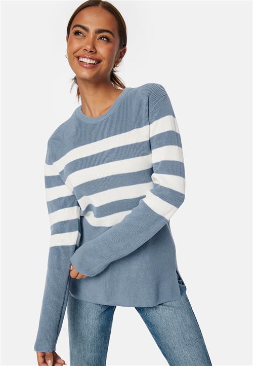 Happy Holly Striped O-neck  Knitted Sweater
