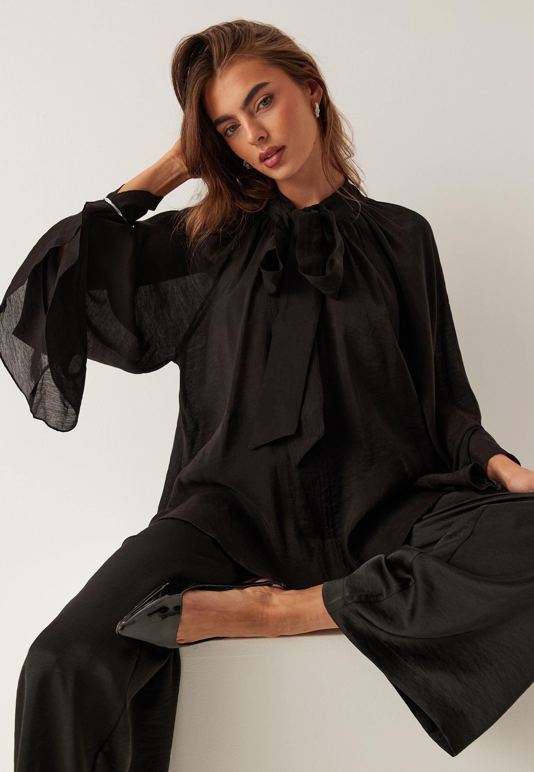 BUBBLEROOM Wide Sleeve Bow Blouse