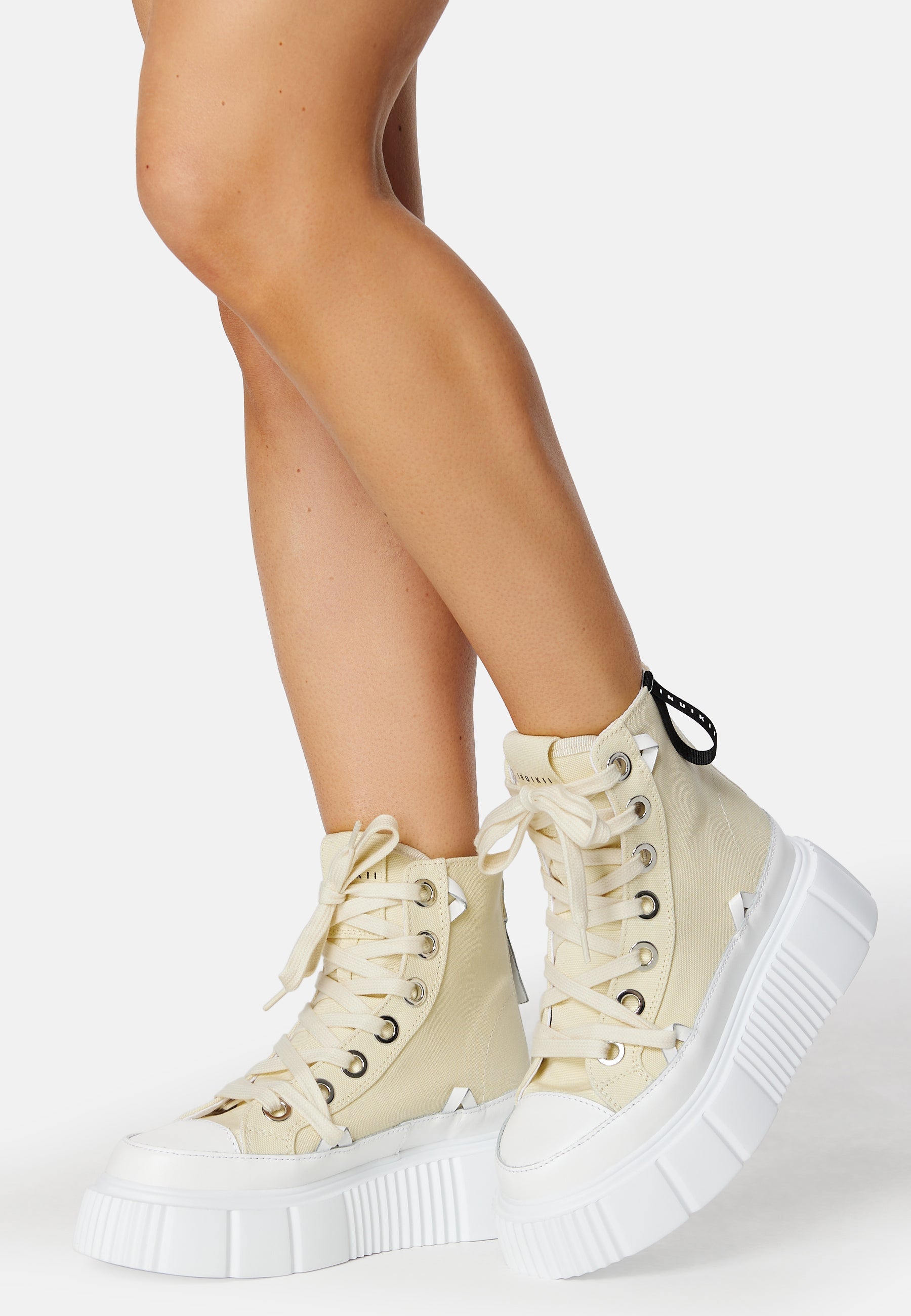 INUIKII Matilda Canvas High