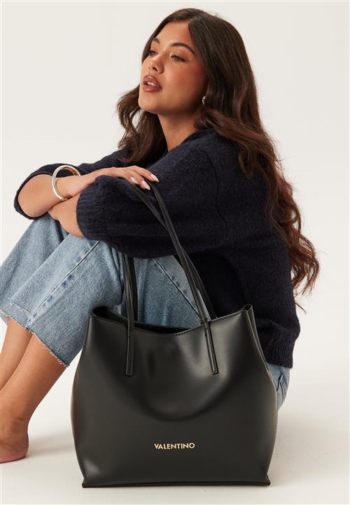 Valentino Samy Re Shopping