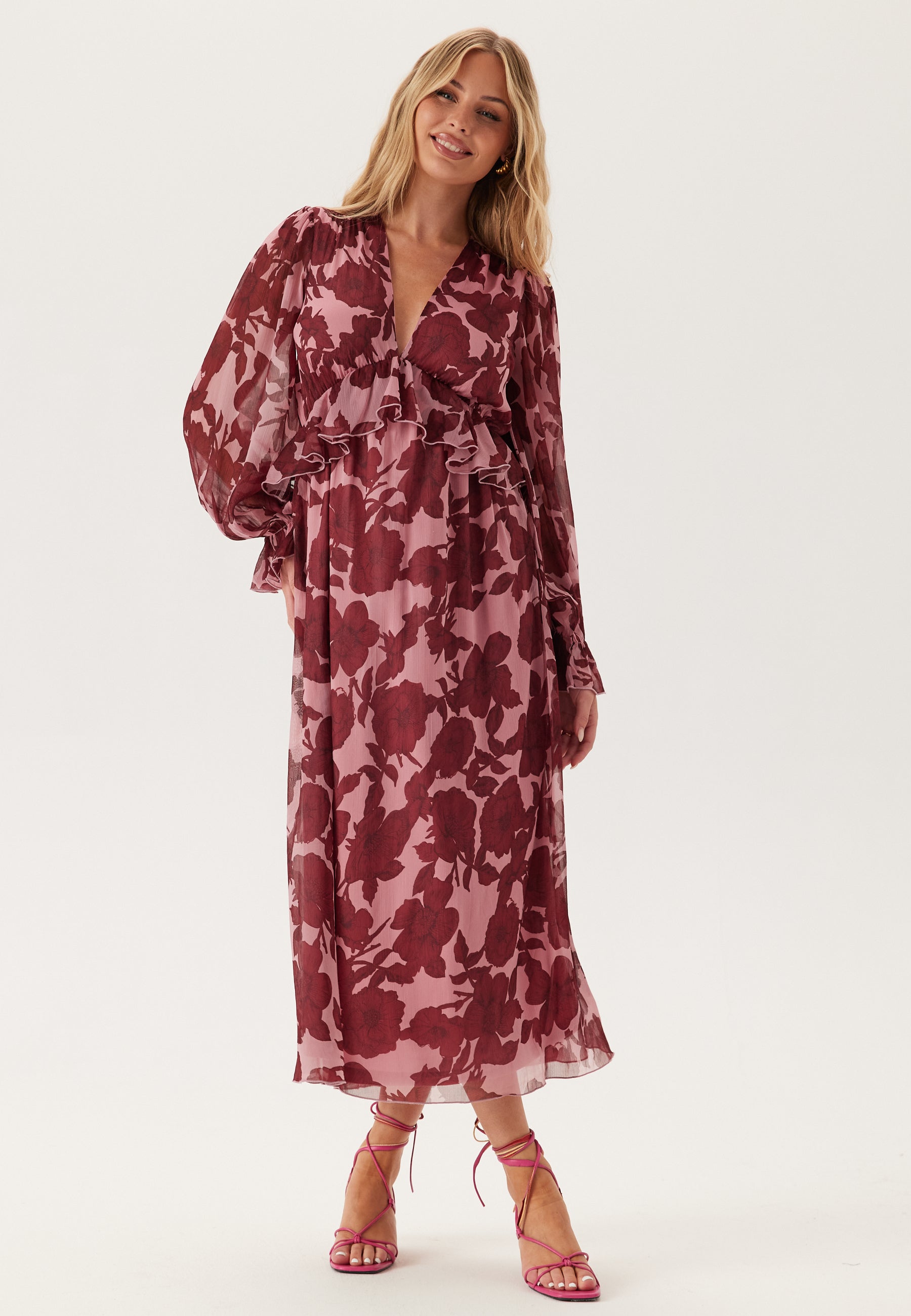 Bubbleroom Occasion Frill L/S Chiffon Midi Dress