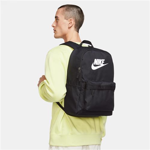 Nike Heritage-rygsæk (25 liter) - sort