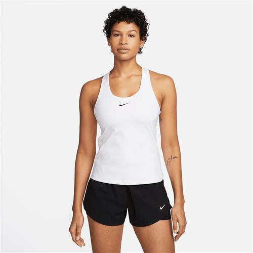 Nike Swoosh-sports-bh-tanktop med medium støtte og indlæg til kvinder - hvid