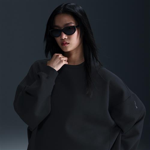 Oversized Nike 24.7 ImpossiblySoft Dri-FIT-top med rund hals til kvinder - sort