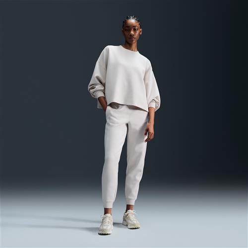 Nike 24.7 ImpossiblySoft Dri-FIT-joggers med mellemhøj talje til kvinder - brun