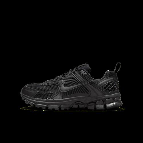 Nike Vomero 5-sko til større børn med reflekser - sort