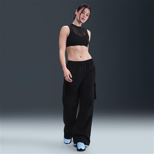 Vævede Nike -cargobukser med overszied pasform og mellemhøj talje til kvinder - sort