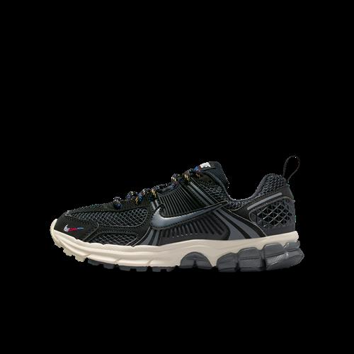 Nike Vomero 5-sko til større børn med reflekser - sort