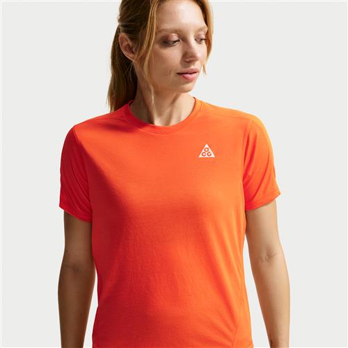 Kortærmet Nike ACG Dri-FIT-trailløbetop til kvinder - Orange