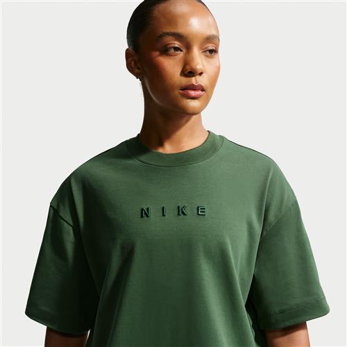 Kortærmet Nike -T-shirt med firkantet pasform til kvinder - grøn
