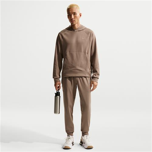 Nike Primary NanoKnit Dri-FIT Performance-joggers med UV-beskyttelse til mænd - brun