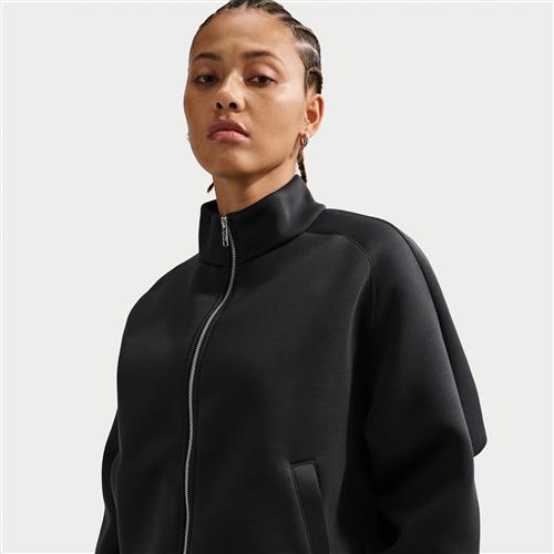 Oversized Nike Pregame Fleece-løbejakke til kvinder - sort