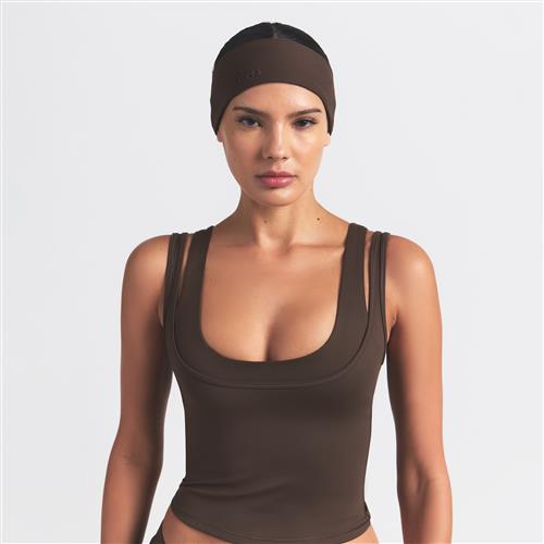 NikeSKIMS Dri-FIT-pandebånd til kvinder - brun