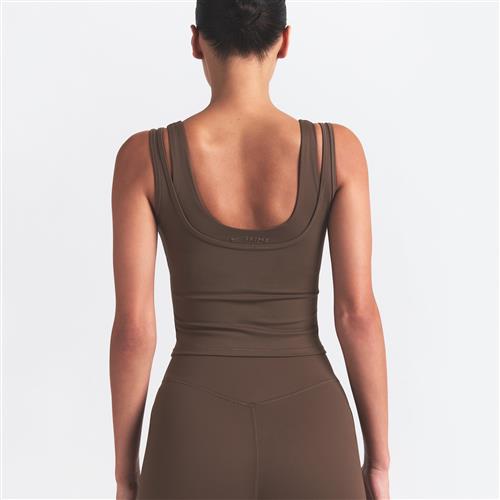 NikeSKIMS Matte tanktop med rund hals og dobbelte stropper til kvinder - brun