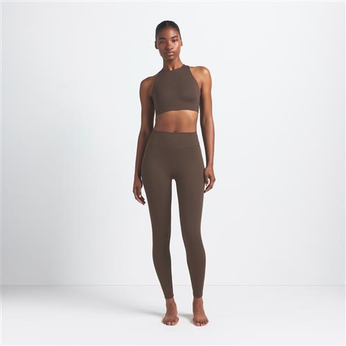 NikeSKIMS Matte-leggings med høj talje (74 cm) til kvinder - brun