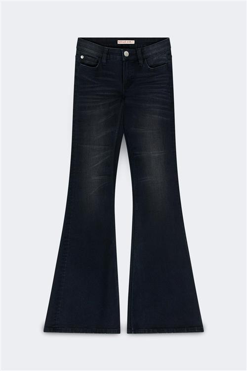 Gina Tricot - Glow low flare petite jeans - Petite Jeans - Sort - 42 - Dame