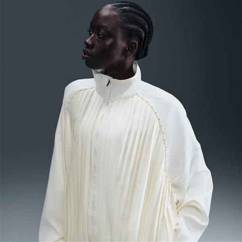 Plisseret løbejakke fra Nike -kollektionen til kvinder - hvid