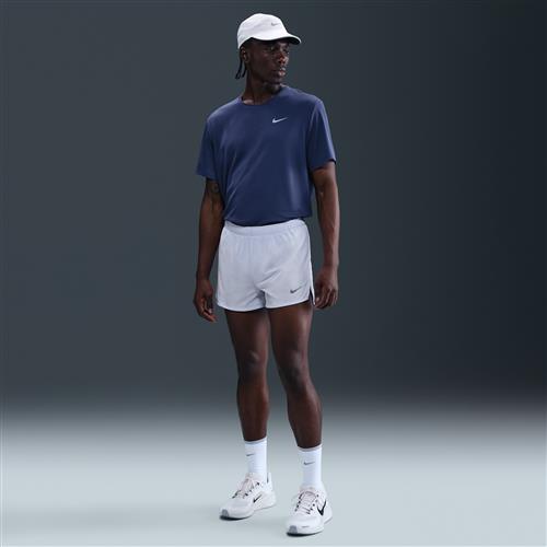 Nike Fast Dri-FIT-løbeshorts med indershorts (8 cm) til mænd - grå