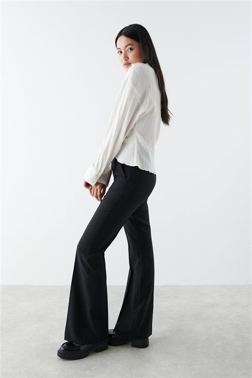 Gina Tricot - Bootcut trousers - Bukser - Sort - L - Dame