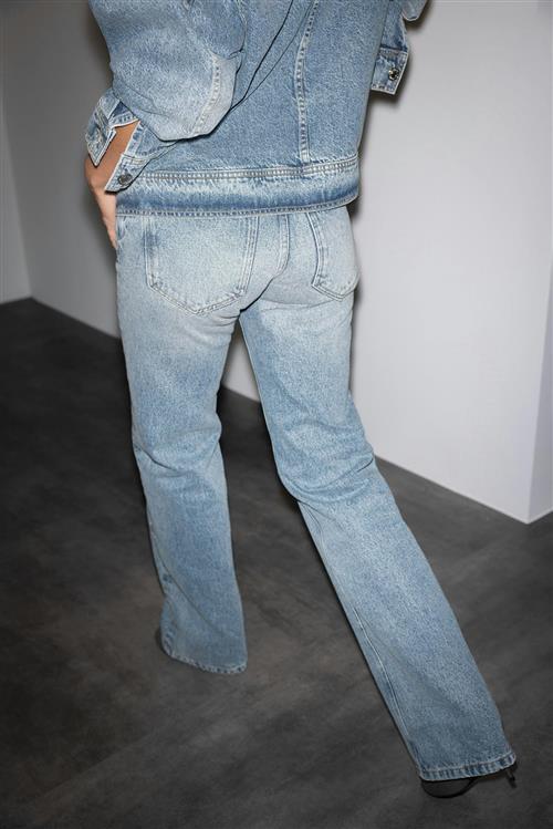 Gina Tricot - Crush straight jeans - Straight jeans - Blå - 34 - Dame