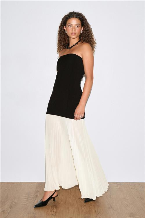 Gina Tricot - Sleeveless dropped waist dress - Lange kjoler - Sort - 36 - Dame