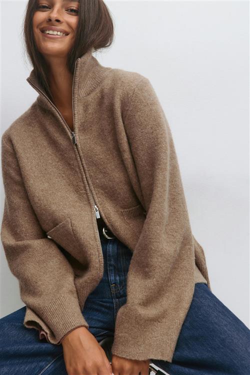 Gina Tricot - Knitted pocket cardigan - Cardigans - Beige - XS - Dame