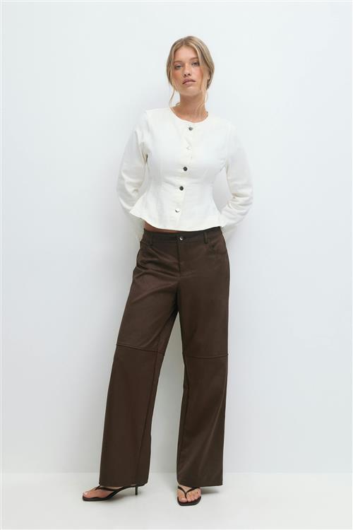 Gina Tricot - Fake suede mid waist trousers - bukser med lige ben - Brun - 34 - Dame