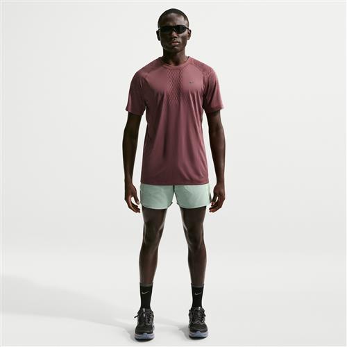 Nike Stride Dri-FIT-løbeshorts med indershorts (13 cm) til mænd - grøn