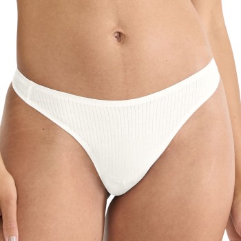 Sloggi Trusser ZERO Feel Pure String Hvid Medium Dame