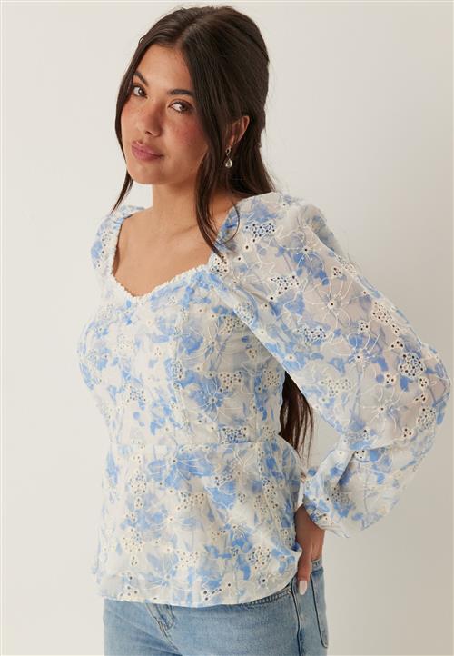 BUBBLEROOM Broderie Anglaise Blouse