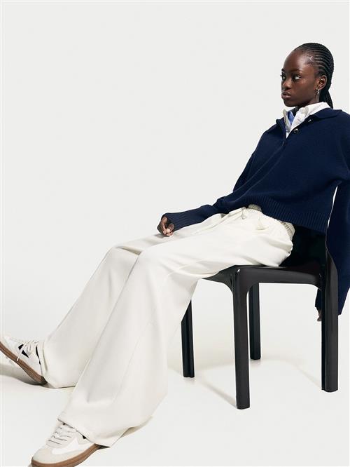 Bershka Bukser  ecru