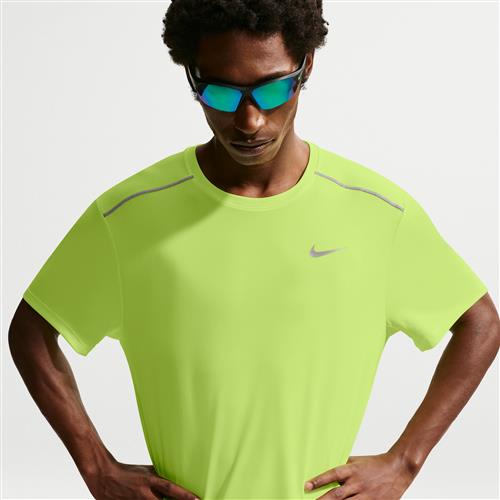 Nike Miler Dri-FIT UV Protection-løbeoverdel med korte ærmer til mænd - gul