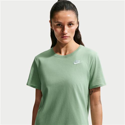 Nike Club Essentials-T-shirt til kvinder - grøn