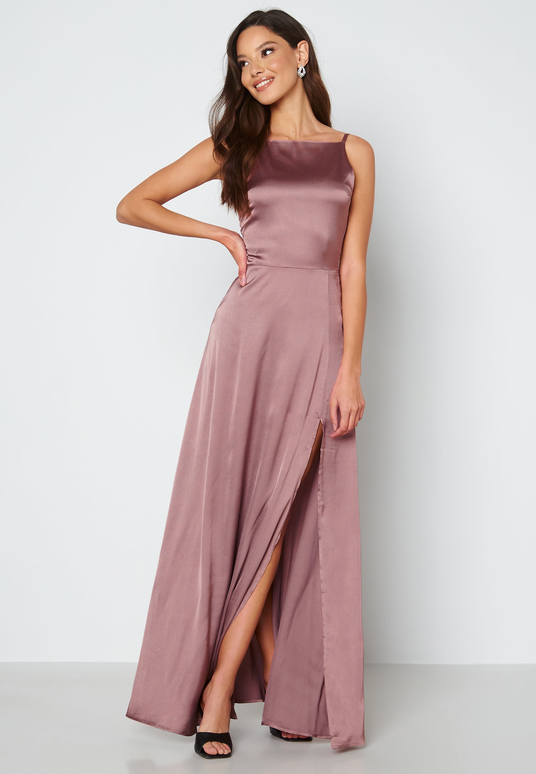 Bubbleroom Occasion Laylani Satin Gown