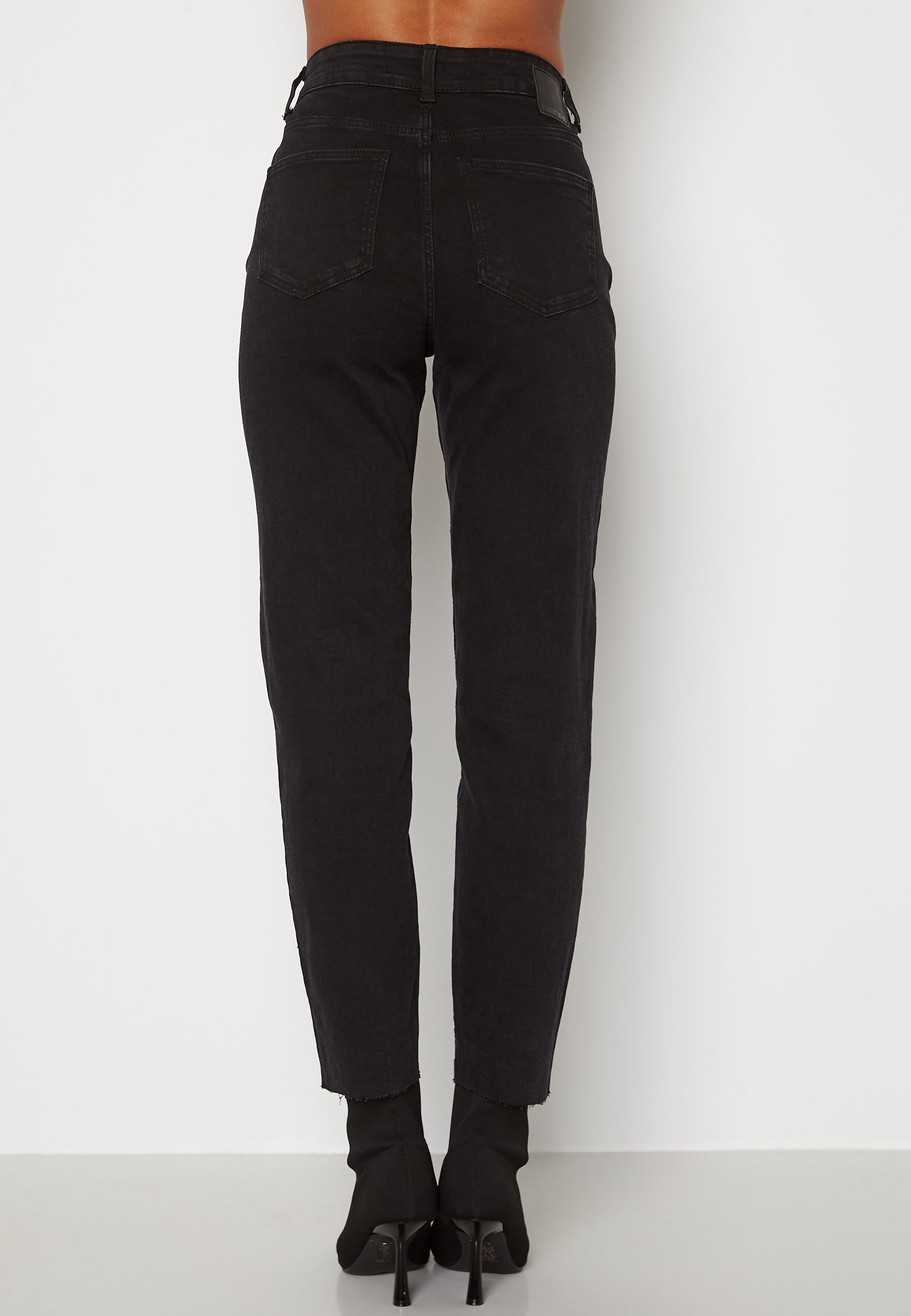 Pieces Luna Straight MW Ankel