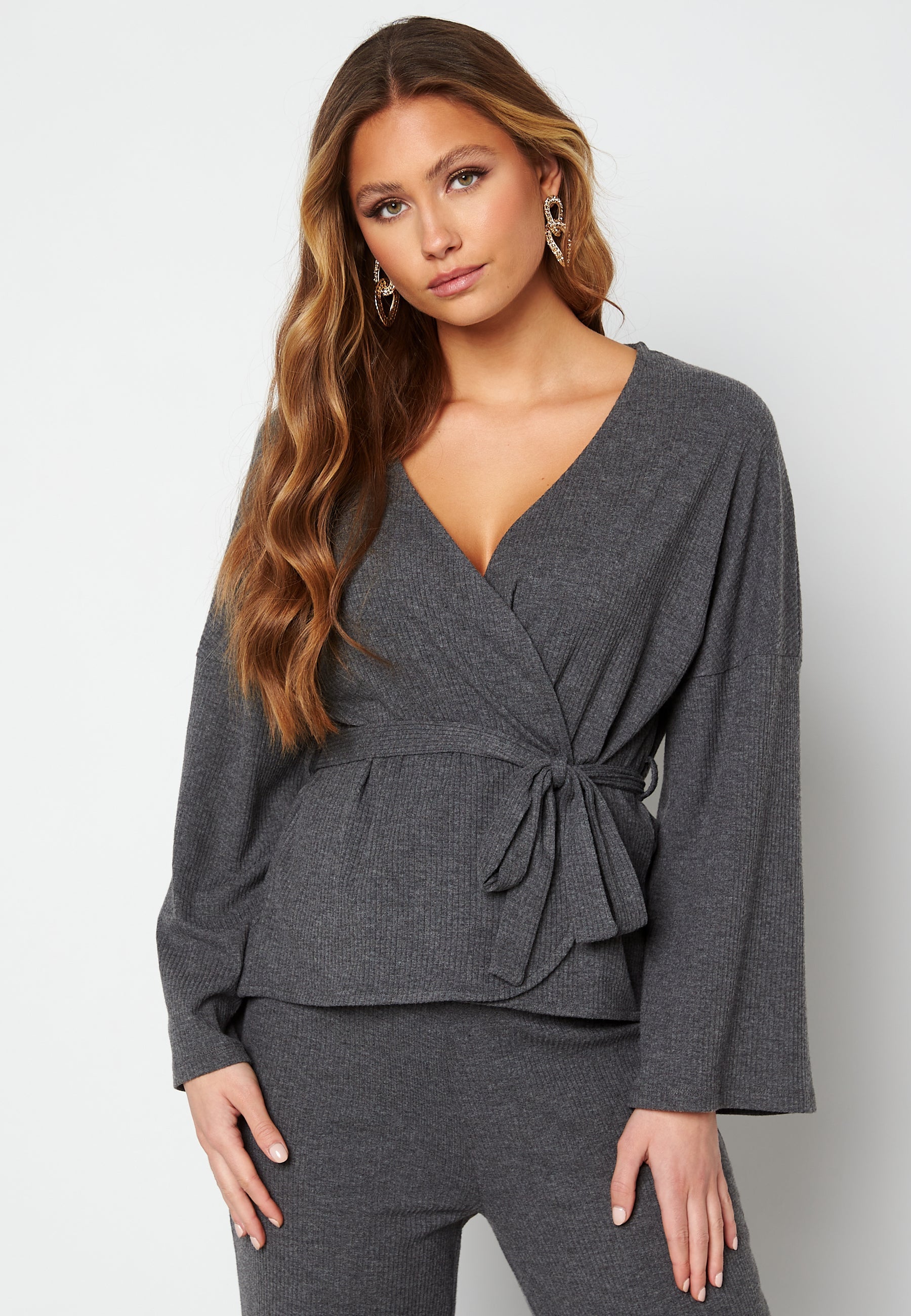 Happy Holly Scarlet kimono jacket