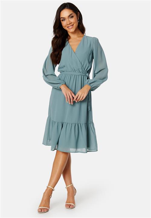 Happy Holly Linn midi Long Sleeve Dress