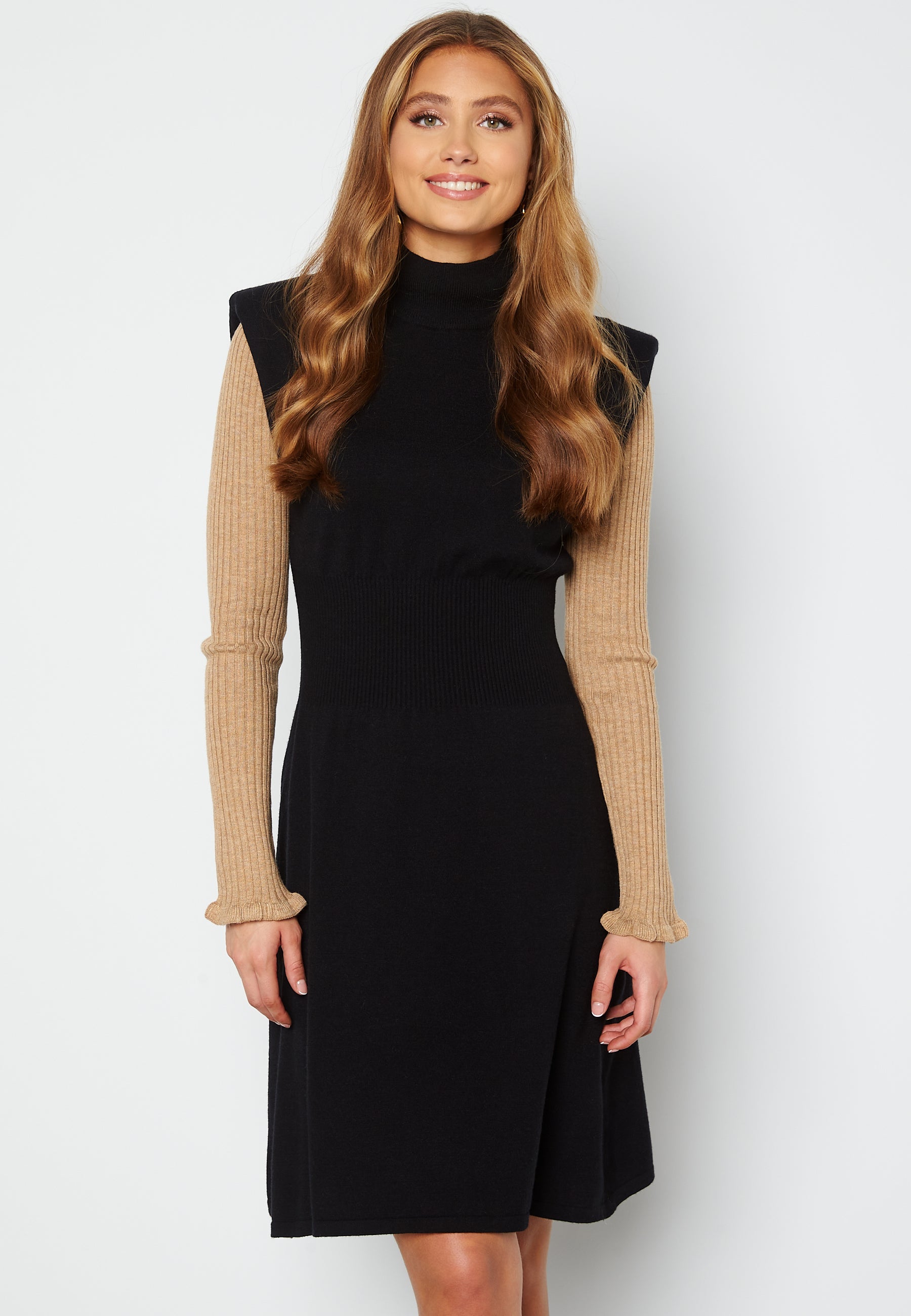 VILA Liv S/L Knit Dress