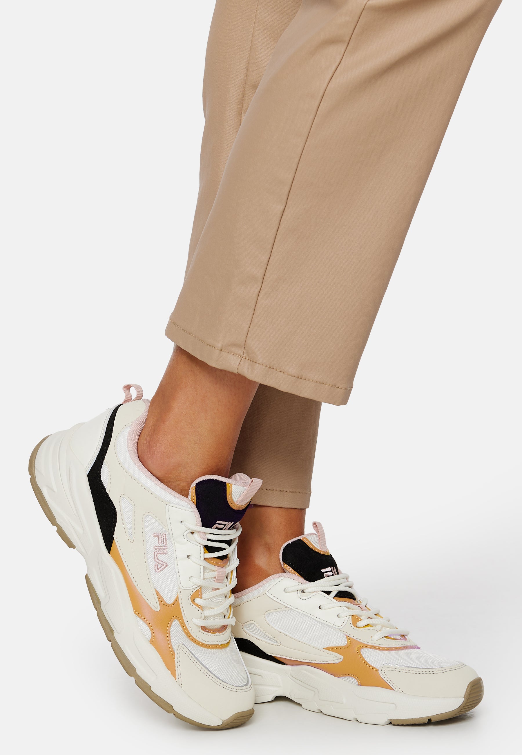 FILA Novarra Sneakers