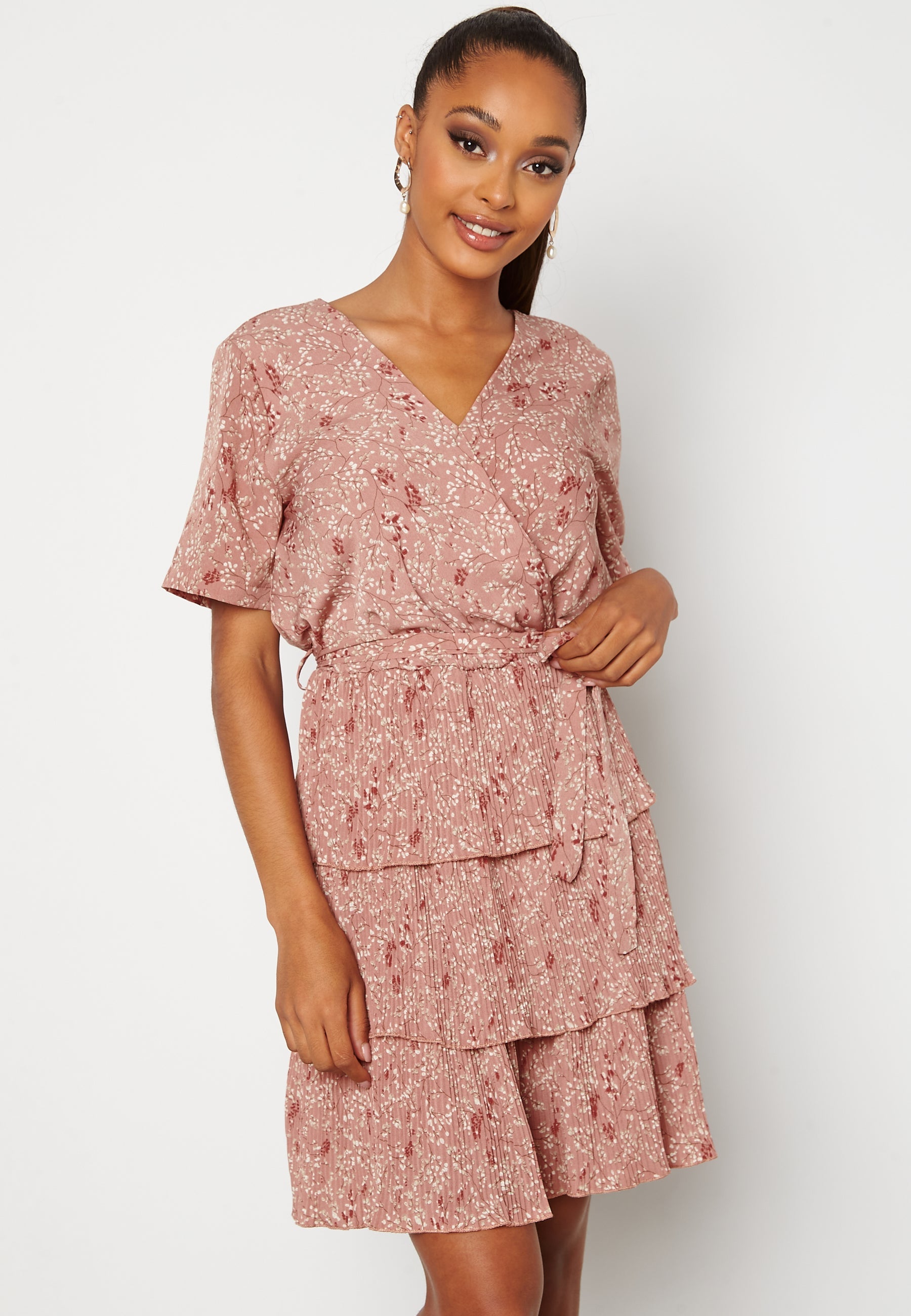 Sisters Point Nekko Dress